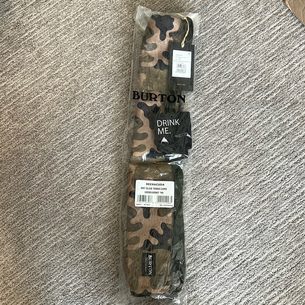 Burton camo beercuda